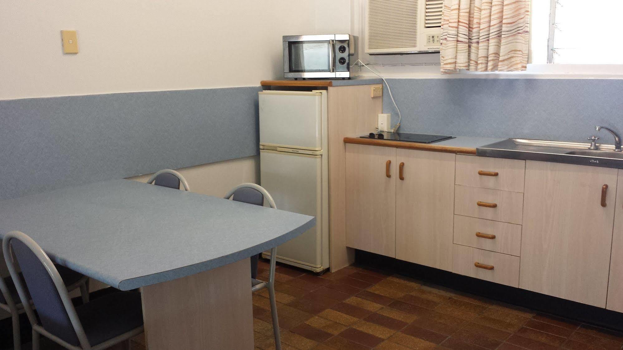Golden Fountain Motel Rockhampton Luaran gambar