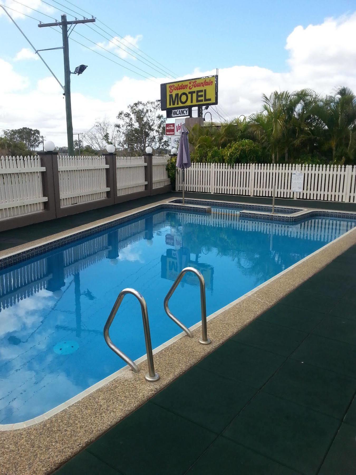 Golden Fountain Motel Rockhampton Luaran gambar